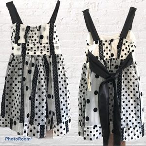 Adorable girls dress
